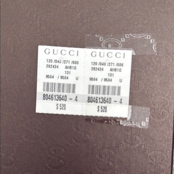 Gucci Gold Monogram Wallet - Picture 5 of 5
